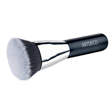 Contouring Brush