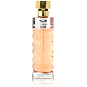 Femme 6