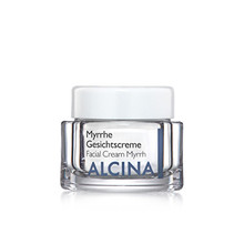 Myrrhe Facial